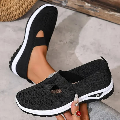 Women's casual sports shoes