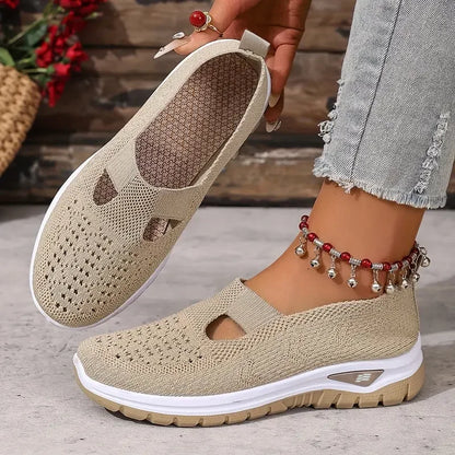 Women's casual sports shoes