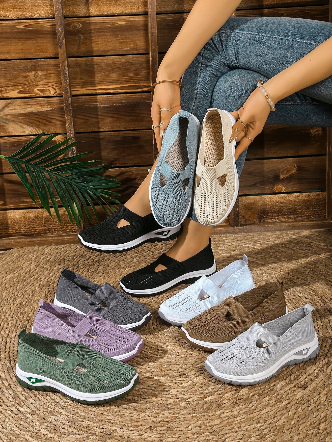 Women's casual sports shoes